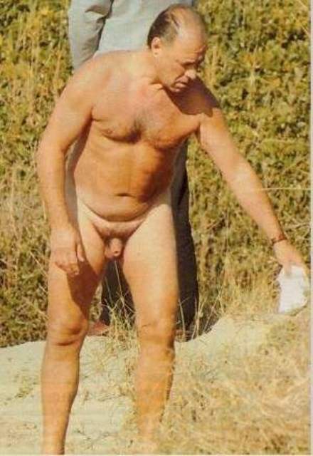 Berlusconi naked.jpg